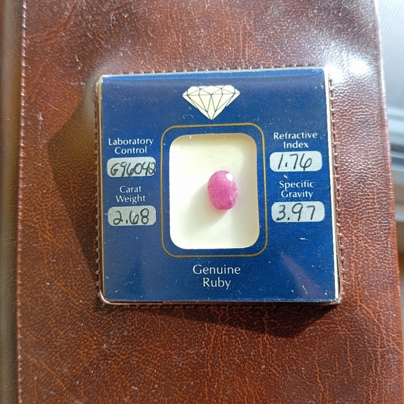 ONE DAY SALE!! Genuine Loose Ruby Gemstone - Picture 7 of 7